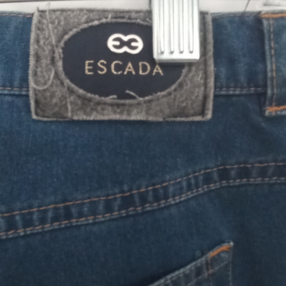 Escada Jeans High Rise Dark Wash - Picture 8 of 8